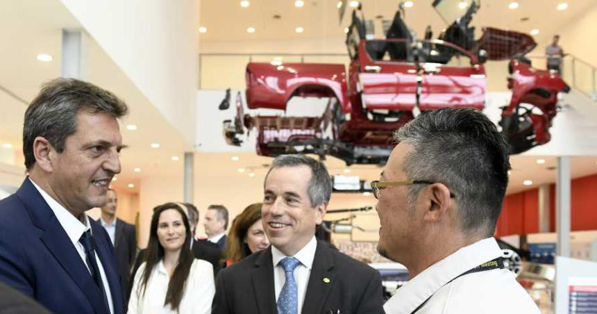 Toyota paraliza la produccioacuten por la falta de neumaacuteticos