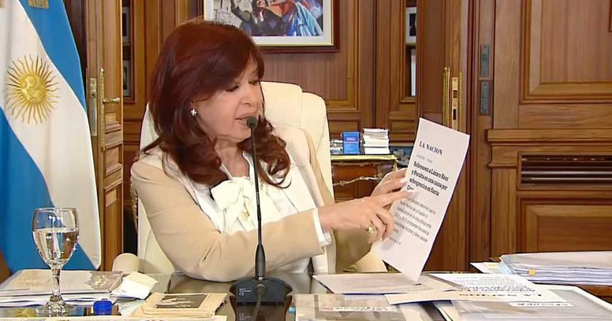 Confirman el procesamiento de Cristina Kirchner por llevar muebles en aviones oficiales a El Calafate