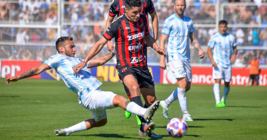 Patronato sorprendioacute a Atleacutetico Tucumaacuten