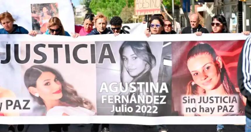 A tres meses del asesinato de Agustina Fernaacutendez pidieron Justicia en Cipolletti