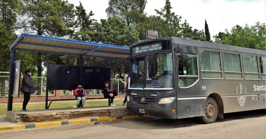 En Santa Rosa y Pico no habraacute transporte de colectivos