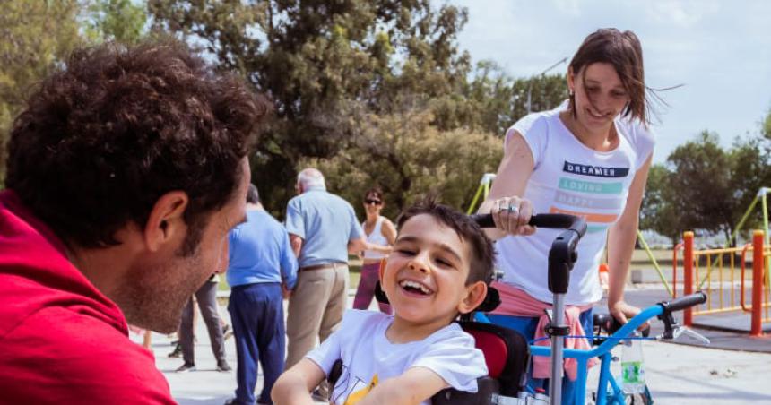 Discapacidad- familias reclaman por la uacutenica bici adaptada que tiene Santa Rosa