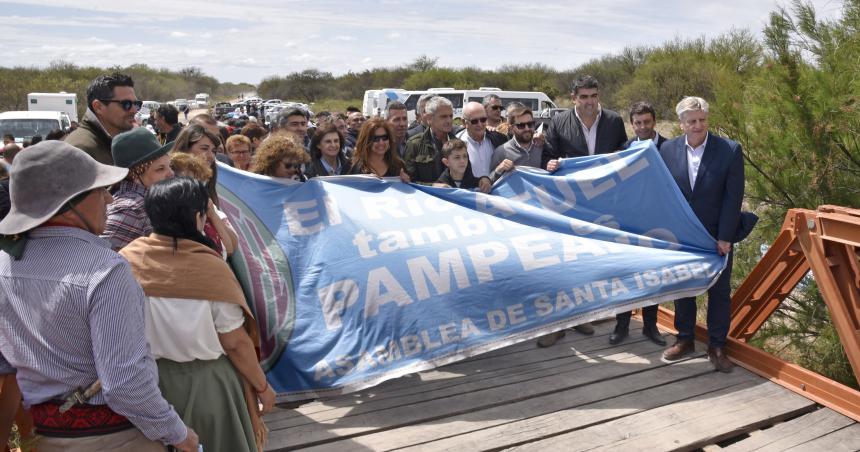 No vamos a abandonar la lucha en defensa del riacuteo Atuel dijo Ziliotto