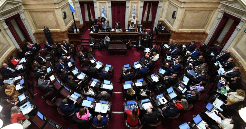 Sesioacuten especial en el Senado