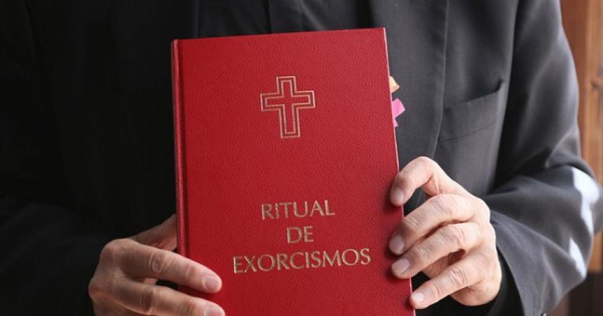 El Arzobispado de Salta nombroacute a dos sacerdotes para realizar exorcismos