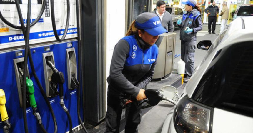 YPF subioacute el precio de sus combustibles desde las 0 del jueves
