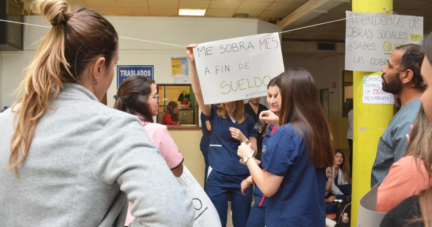 Protesta de residentes en el Molas