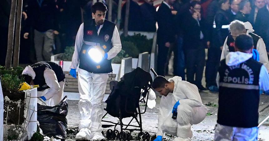 Seis muertos y 81 heridos por atentado con bomba en icoacutenica avenida de Estambul