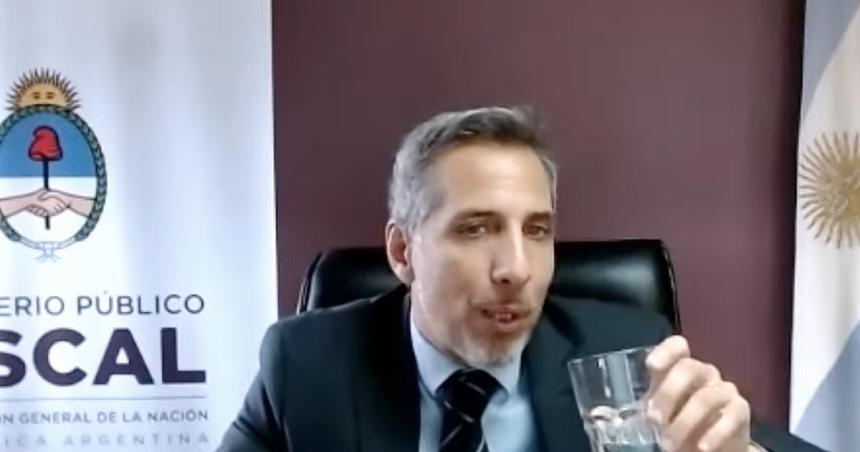 Juicio por obra puacuteblica- los fiscales rechazaron las nulidades y las defensas denunciaron una reacuteplica encubierta