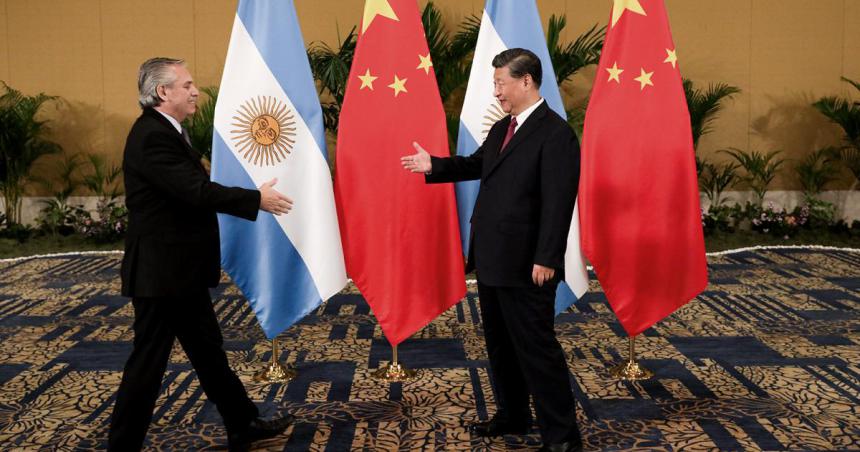 Fernaacutendez con Xi Jinping- Argentina accedioacute a una ampliacioacuten del swap