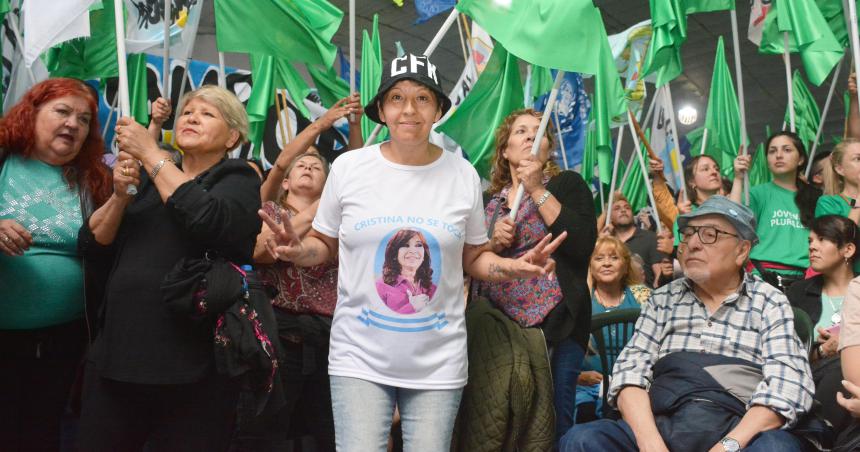 En Santa Rosa un solo acto del Diacutea de la Militancia