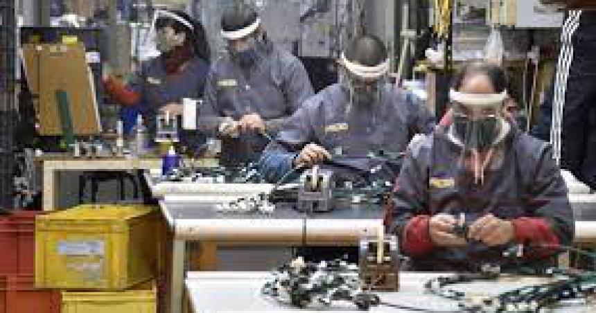 La produccioacuten industrial PyME crecioacute 06-en-porciento- anual en octubre