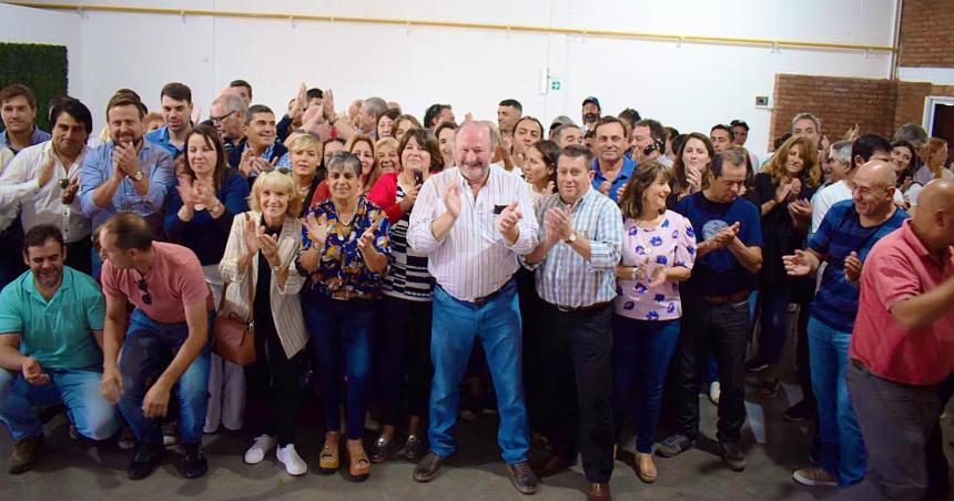 Kroneberger juntoacute a su liacutenea en Santa Rosa y oficializoacute su precandidatura a gobernador