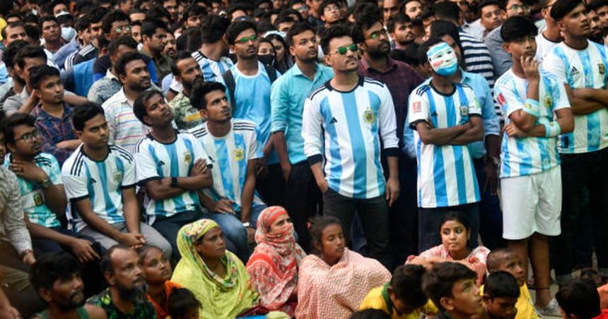 El agradecimiento de la Seleccioacuten a Bangladesh- iexclRe locos como nosotros