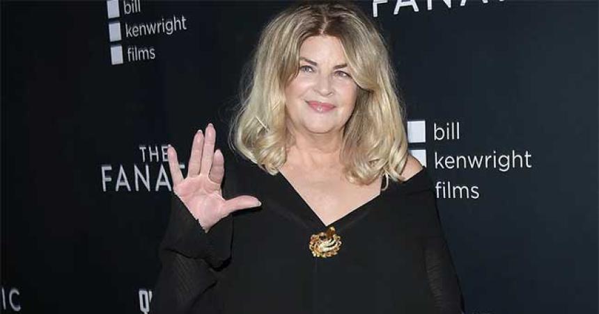 Murioacute Kirstie Alley la actriz de Mira quieacuten habla y Cheers