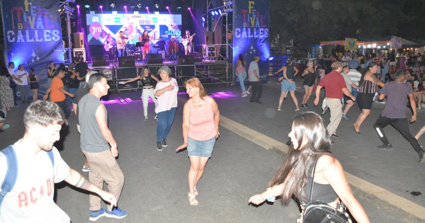 Segunda noche del Festival de calles