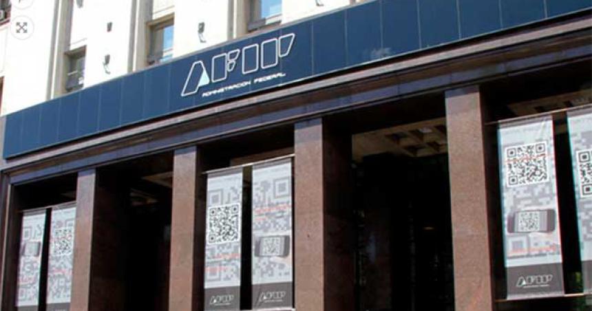 La AFIP recusoacute al juez Cayssials involucrado en el viaje a Lago Escondido