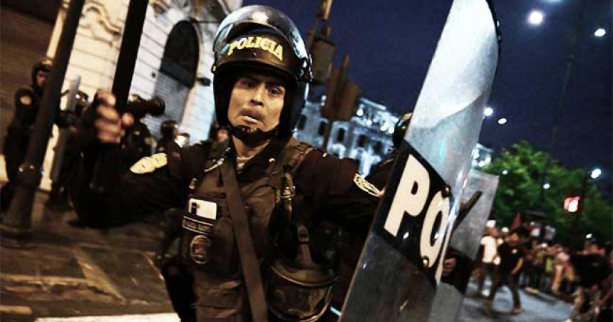 Al menos 18 muertos en Peruacute por las protestas tras la destitucioacuten de Castillo