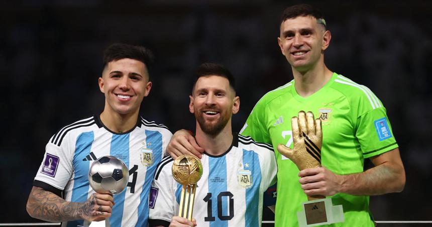 Messi Dibu y Enzo los mejores