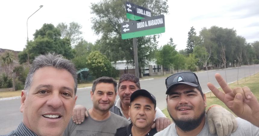 En Uriburu ya estaacute la esquina con las calles Maradona y Messi