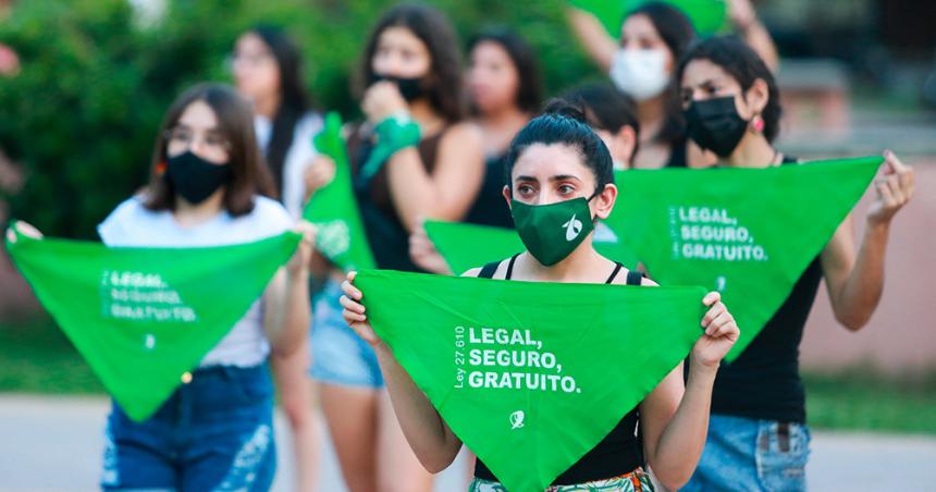 Liberaron a cuatro socorristas detenidas por un aborto autogestionado en Villa Mariacutea