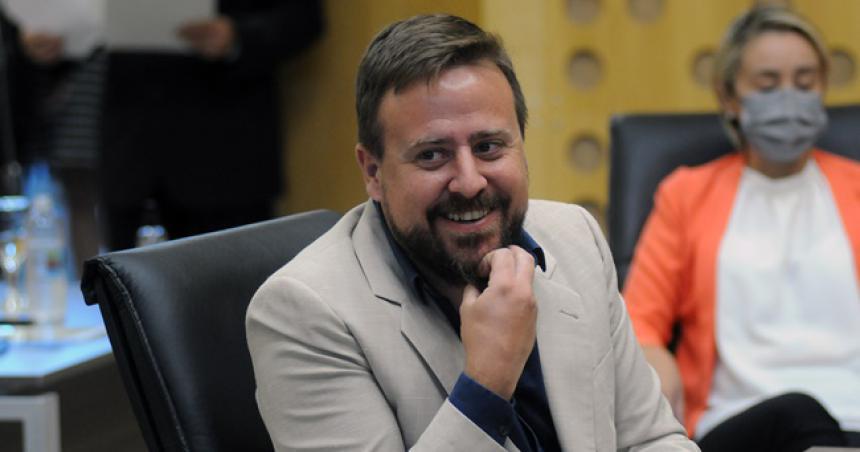 Maacutes ruidos en la UCR- He sido viacutectima de un veto poliacutetico dijo Coppo