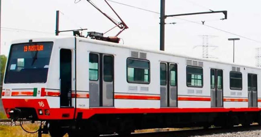 Meacutexico- una persona fallecida y 57 lesionados tras fuerte choque de trenes