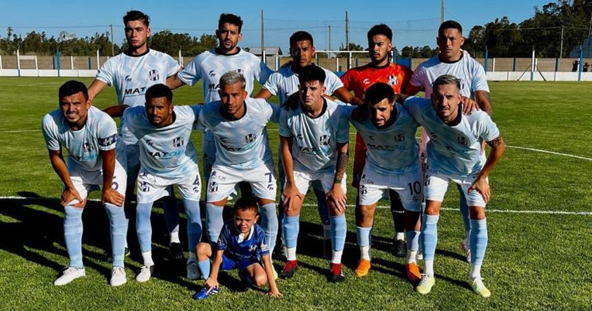 Alvear FBC se trajo un empate que sirve