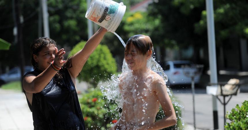 Elevan a rojo el alerta por calor en casi toda la provincia