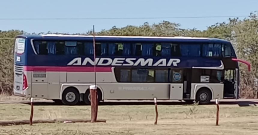 Pasajeros varados en la ruta nacional 188