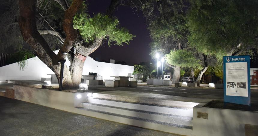 Finalizoacute la remodelacioacuten de la plazoleta Los Caldenes
