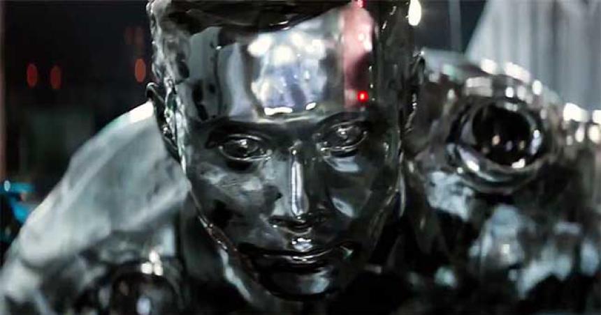 Desarrollan un robot humanoide de metal liacutequido