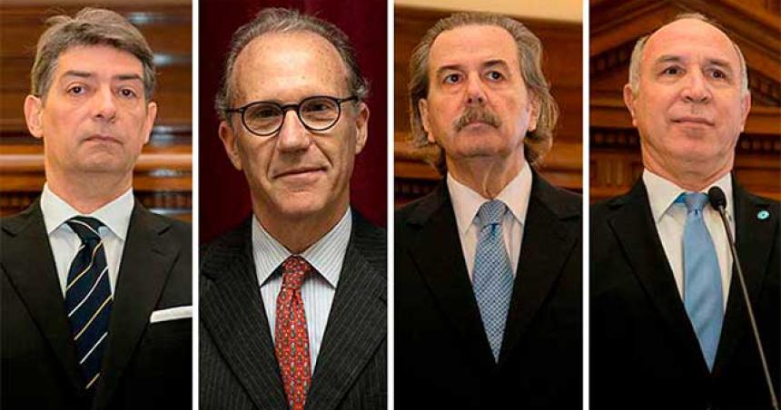 El debate por el juicio poliacutetico contra los miembros de la Corte Suprema continuaraacute la semana que viene 