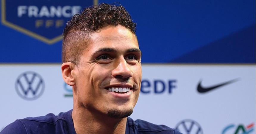 Varane anuncioacute su retiro de la seleccioacuten de Francia