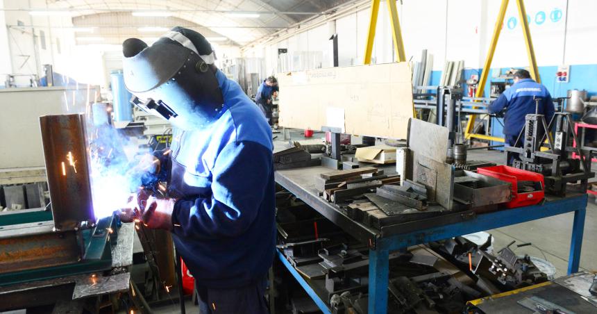 El empleo registrado acumula 23 meses consecutivos de crecimiento