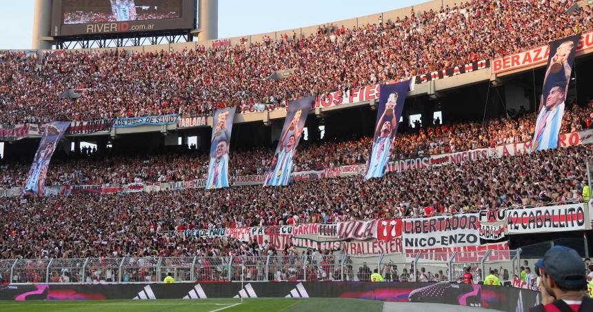 Investigan a River por exceso de puacuteblico en el Monumental