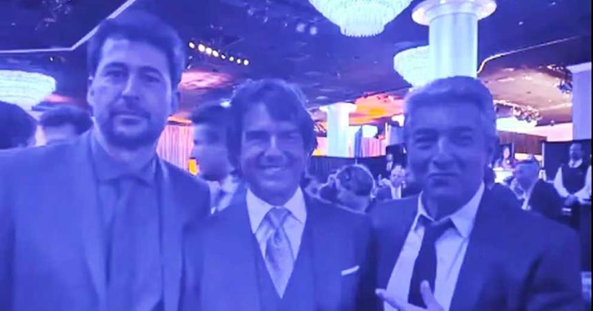 La foto de Ricardo Dariacuten y Tom Cruise en la previa de los Oscars que revolucionoacute las redes sociales