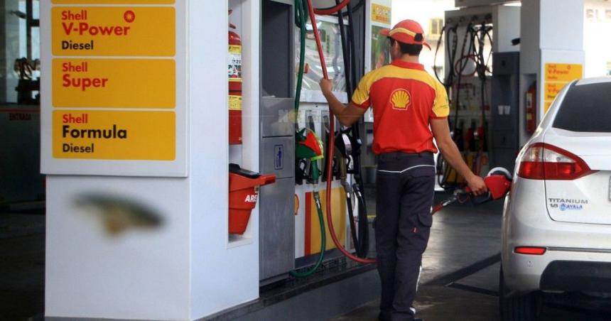 Shell aumentoacute el precio de sus combustibles un 4-en-porciento- en promedio