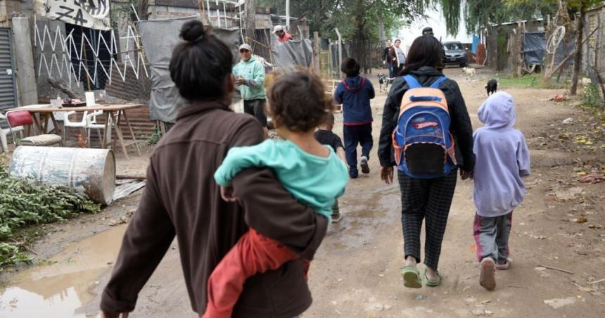 Una familia necesitoacute 163539 en enero para no ser pobre