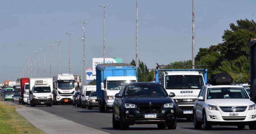 Fin de semana largo- traacutensito de camiones estaraacute restringido en rutas nacionales 