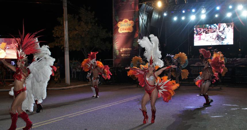 Carnavales y Verano Joacuteven en Santa Rosa