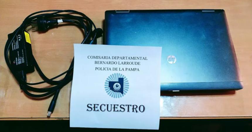 Larroudeacute- recuperan una notebook robada a una docente