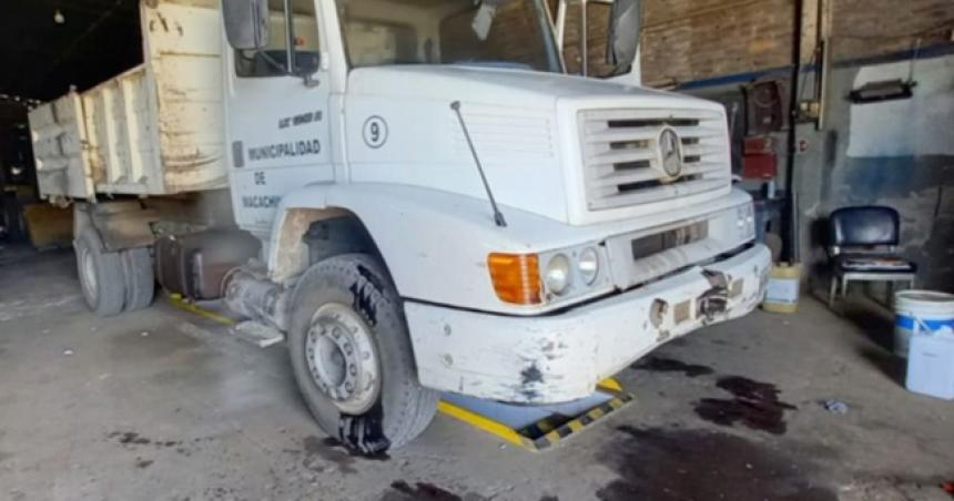 Tres menores dantildearon los vehiacuteculos del municipio en Macachiacuten