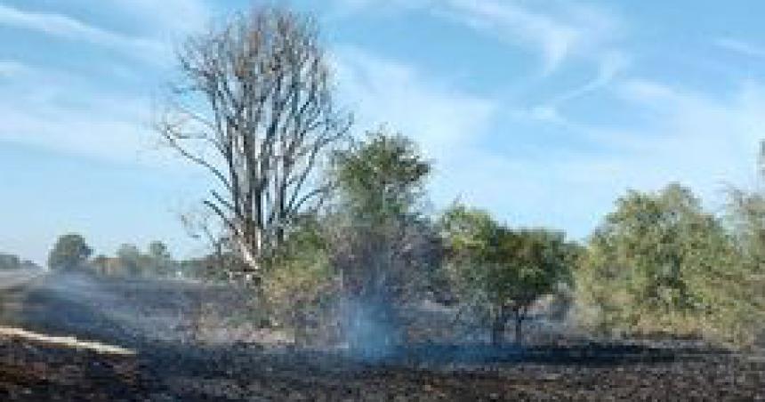 Controlaron un fuego en el cruce de las rutas 9 y 18