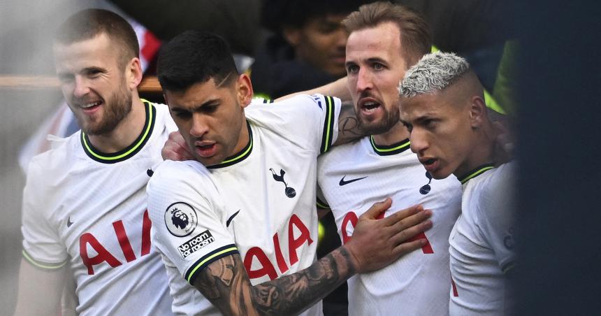 Tottenham se quedoacute con el claacutesico y agudizoacute la crisis de Chelsea