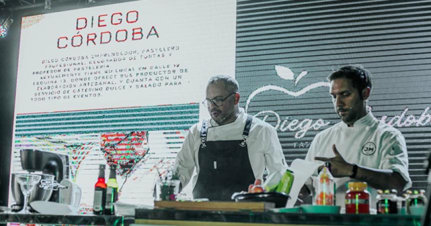 Cocinando con lo nuestro juntoacute a muchos emprendedores