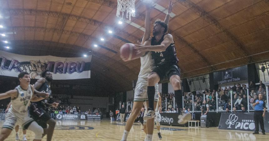 Pico sale a la cancha