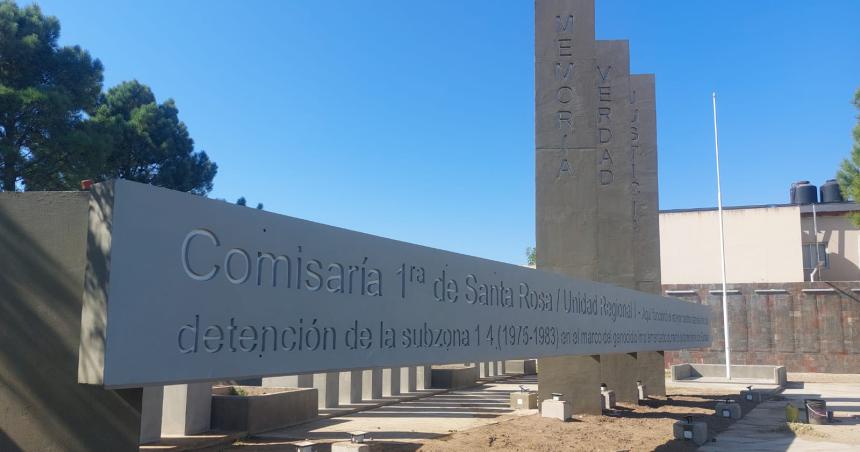 La construccioacuten del Parque de la Memoria en su etapa final