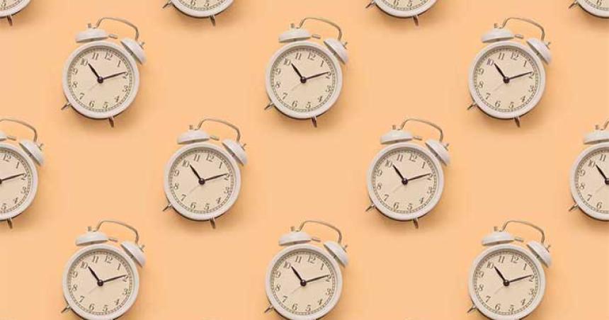 Coacutemo sincronizar el reloj bioloacutegico para dormir mejor