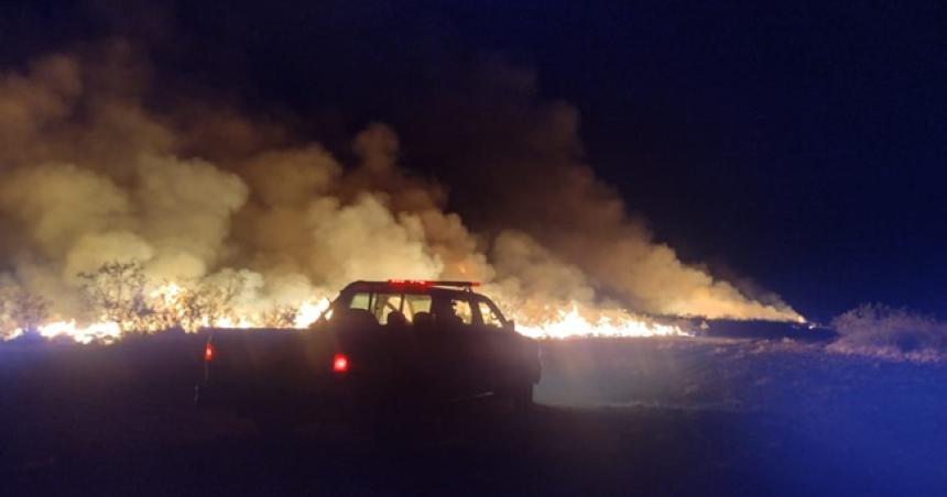 Defensa Civil controloacute dos incendios en territorio pampeano